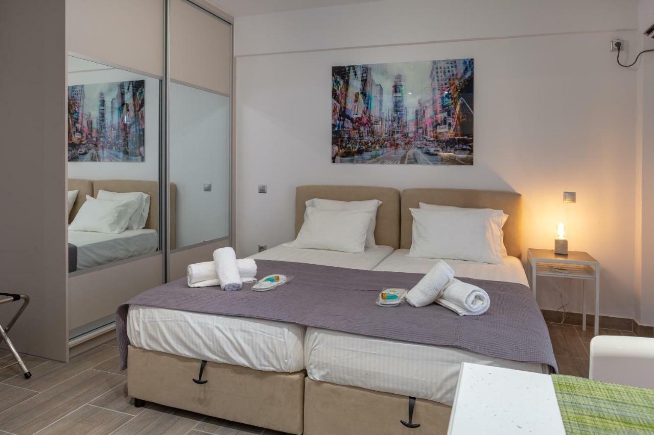 דירות אתונה Gazi Square Luxury Studio מראה חיצוני תמונה