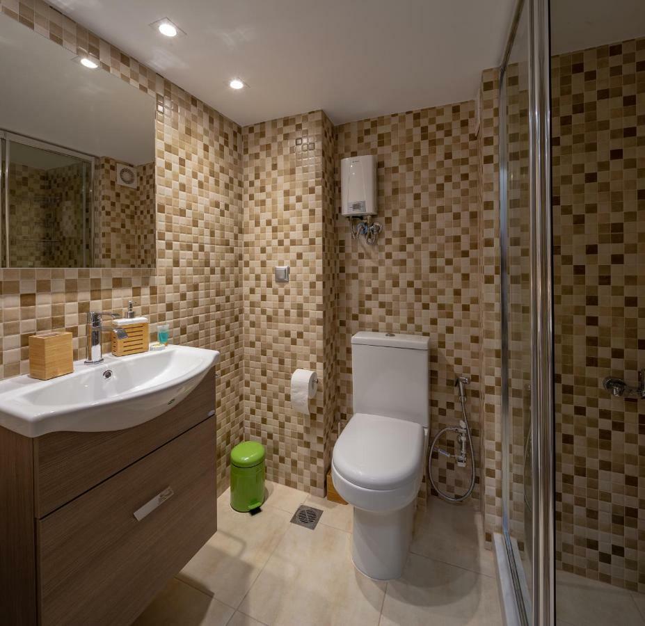 דירות אתונה Gazi Square Luxury Studio מראה חיצוני תמונה